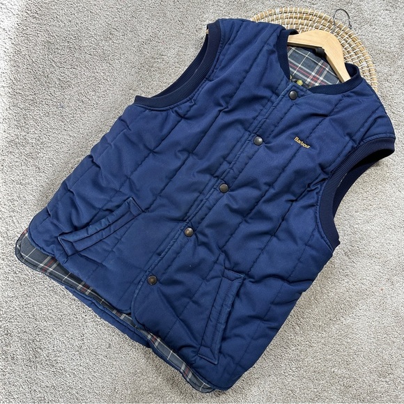 Barbour Men’s Quilted Vest Trekker Waistcoat Padded Country Gilet Navy Size S - Picture 2 of 16